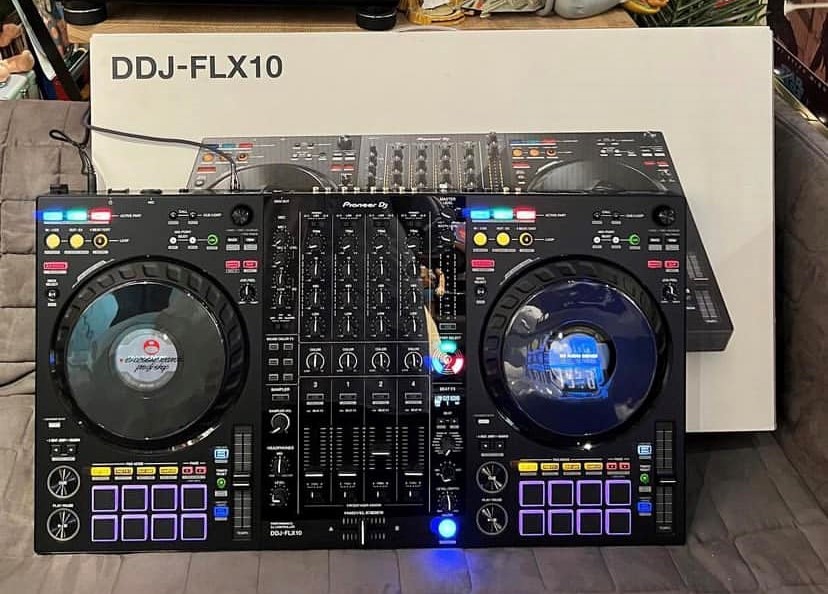 Pioneer DJ XDJ-RX3, Pioneer XDJ-XZ, Pioneer OPUS-QUAD, Pioneer DDJ-FLX10, Pioneer DDJ-1000, Pioneer DDJ-1000SRT ,  Pioneer DJ DDJ-REV7, Pioneer DDJ-800, Pioneer DDJ-RZX,  Pioneer CDJ-3000, Pioneer DJ DJM-A9 , Pioneer CDJ 2000NXS2, Pioneer DJM 900NXS2, Pioneer DJ DJM-V10 , Pioneer DJ DJM-S11