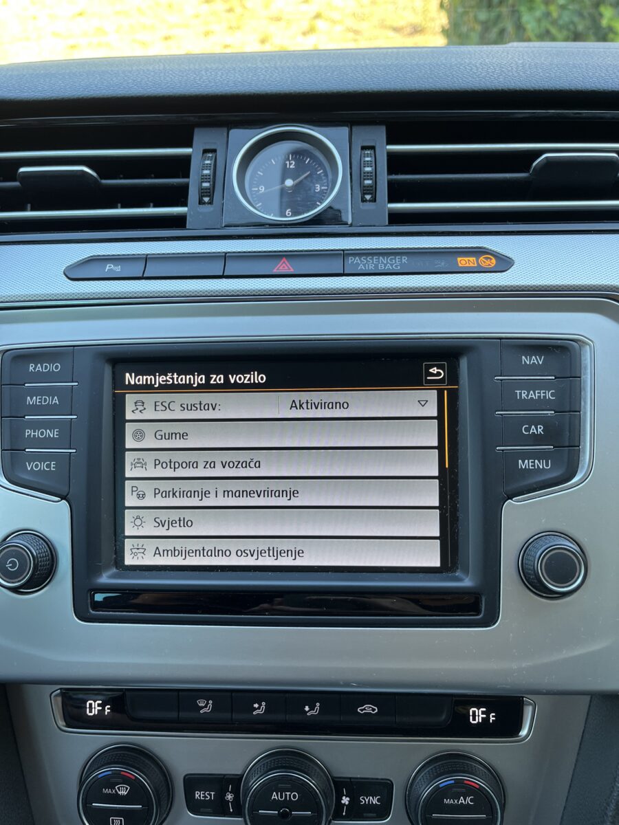 Wv Passat Variant 1,6Tdi Bluemotion