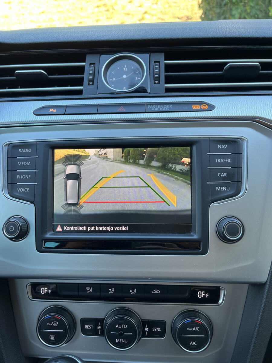 Wv Passat Variant 1,6Tdi Bluemotion